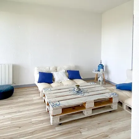 Piscine Апартаменты *